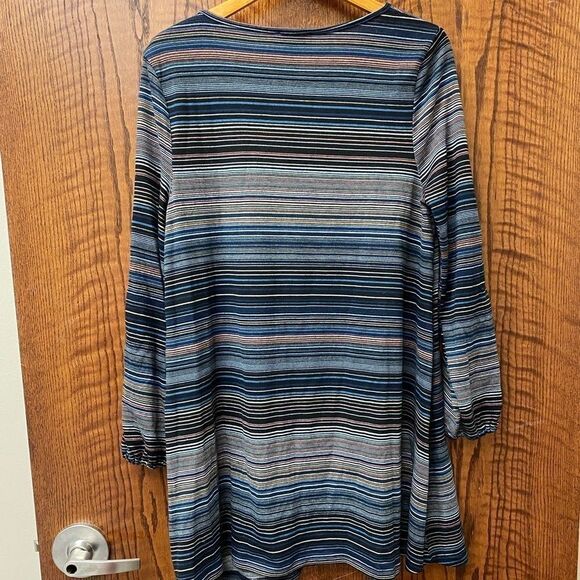 Papillon Blue Striped Cut‎ Out Sleeve Tunic Top - Picture 5 of 6